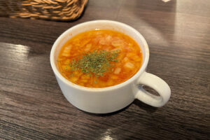 MIDORICAFEのトマトスープ