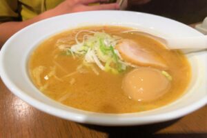 伝丸の白味噌ラーメン