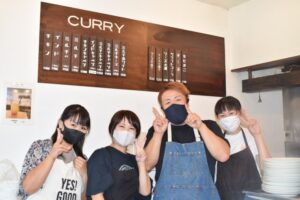 MOTO CURRYのスタッフさん