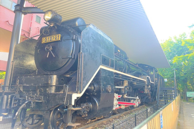 【蒸気機関車Ｄ51 125号機：郷土資料館】1938年に製造された蒸気機関車が見れる場所